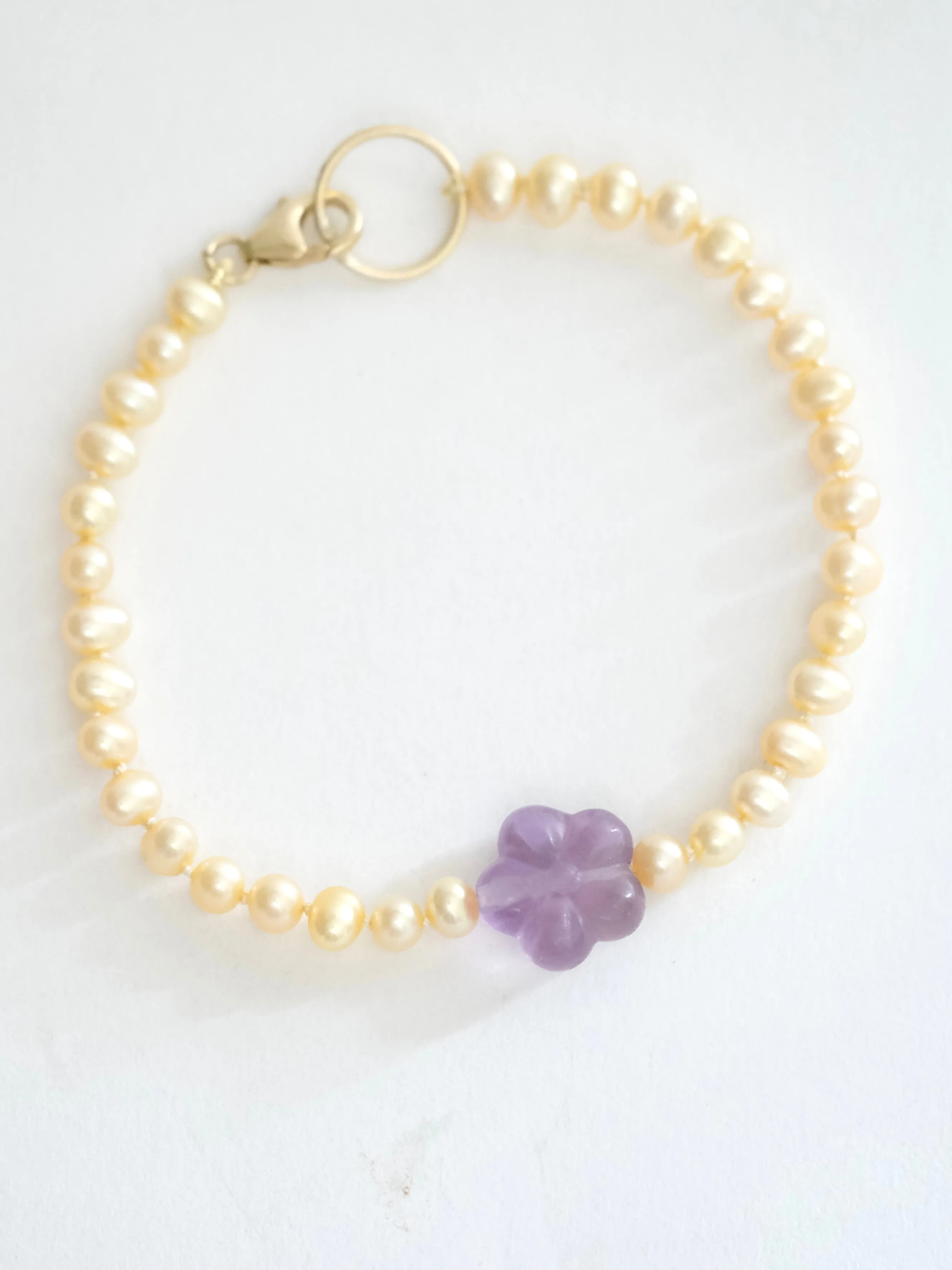 Flower and Pearl Bracelet