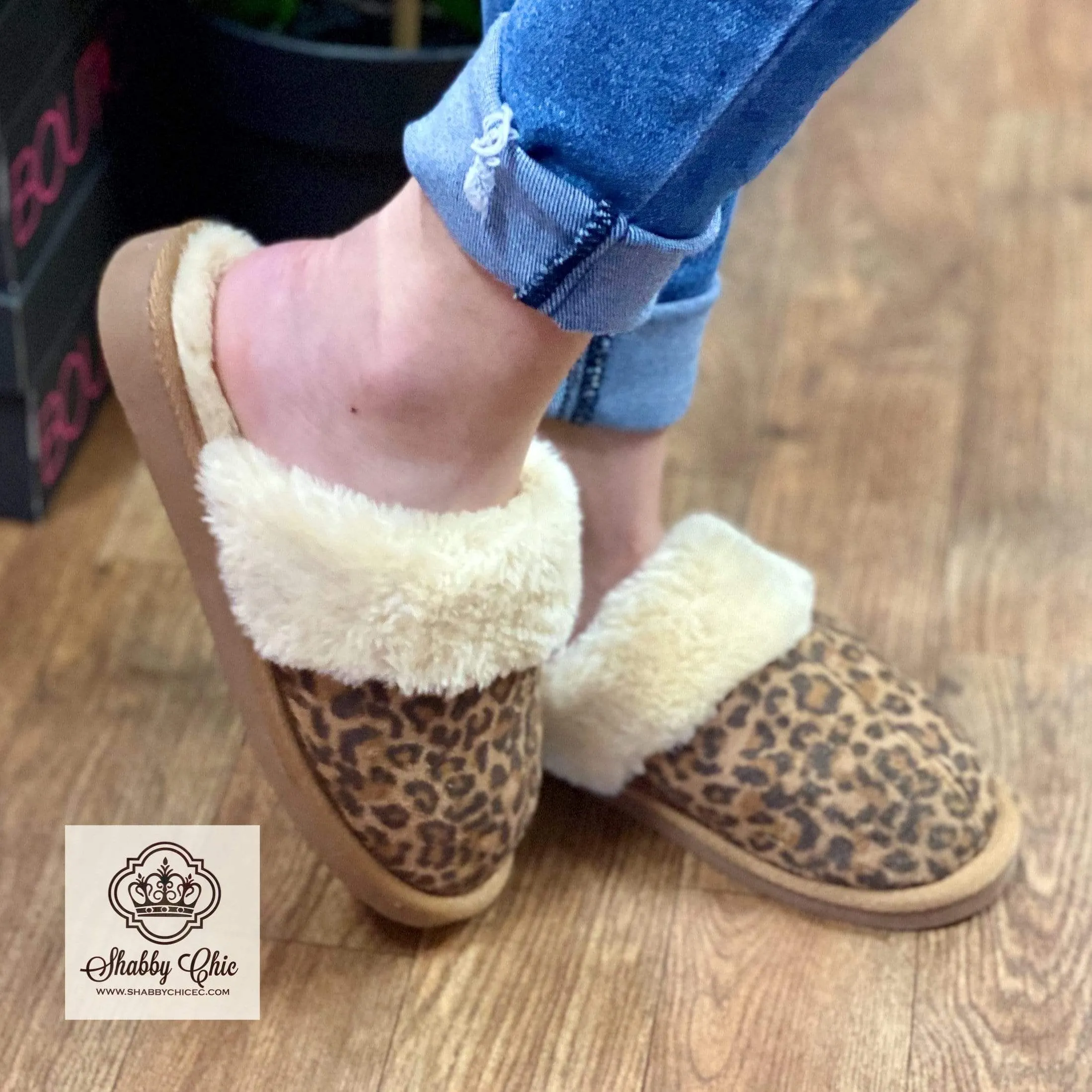 Leopard Snooze Slippers