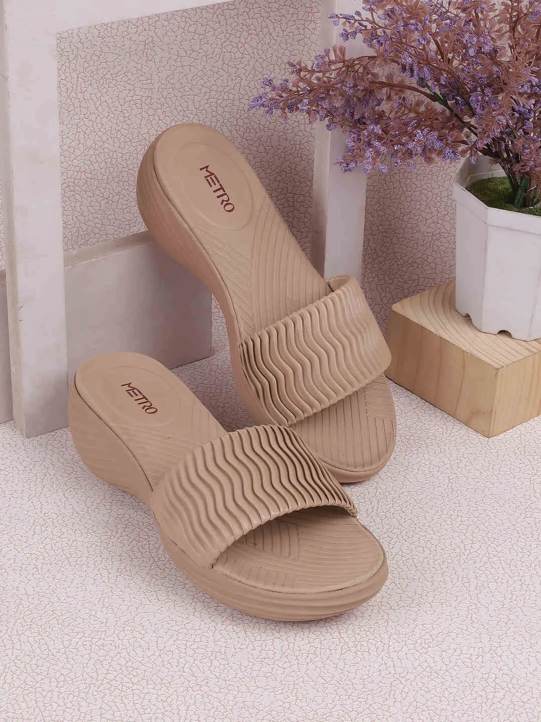 Metro Textured Platform Heels Sandals