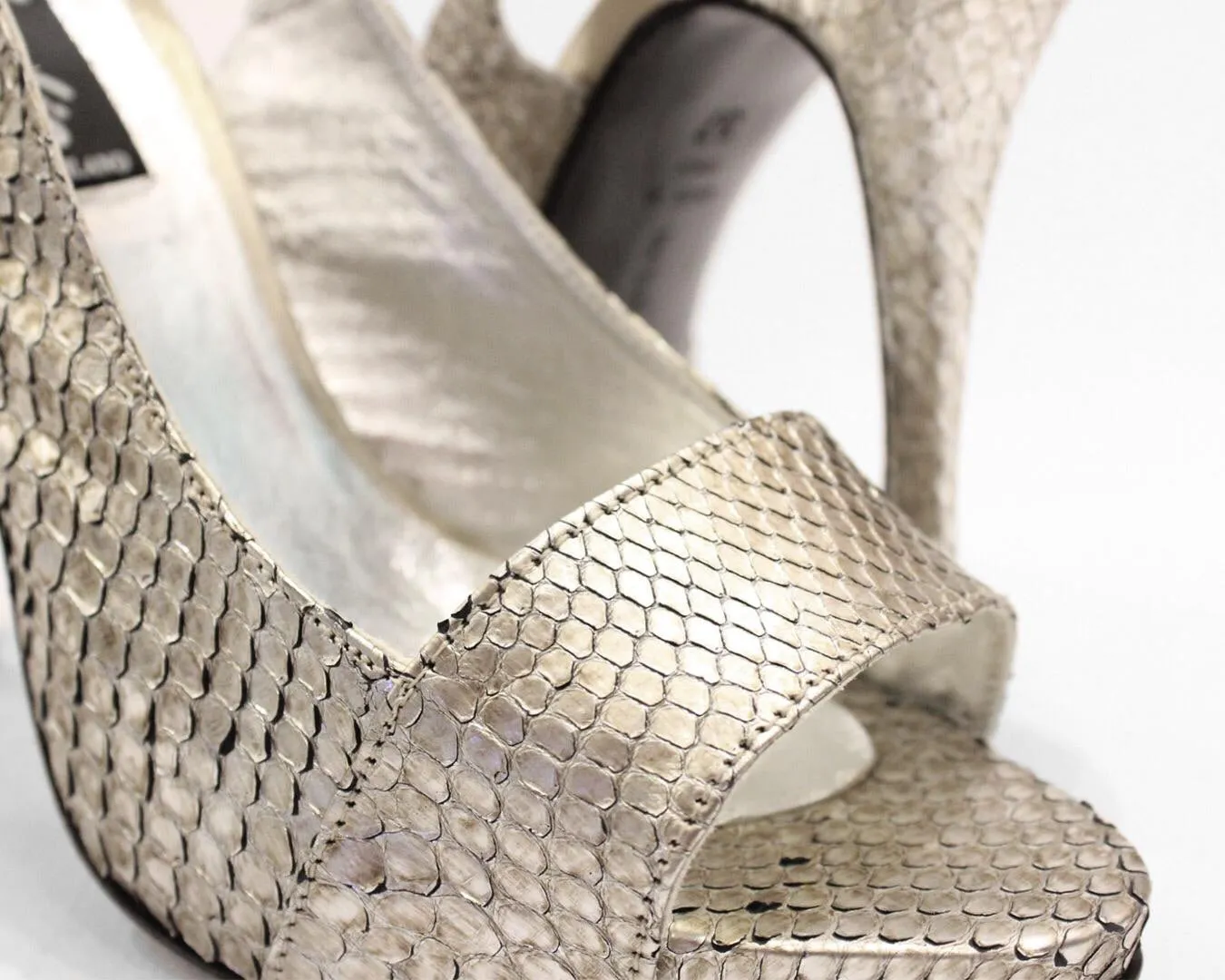 Phyton peep toe sandal
