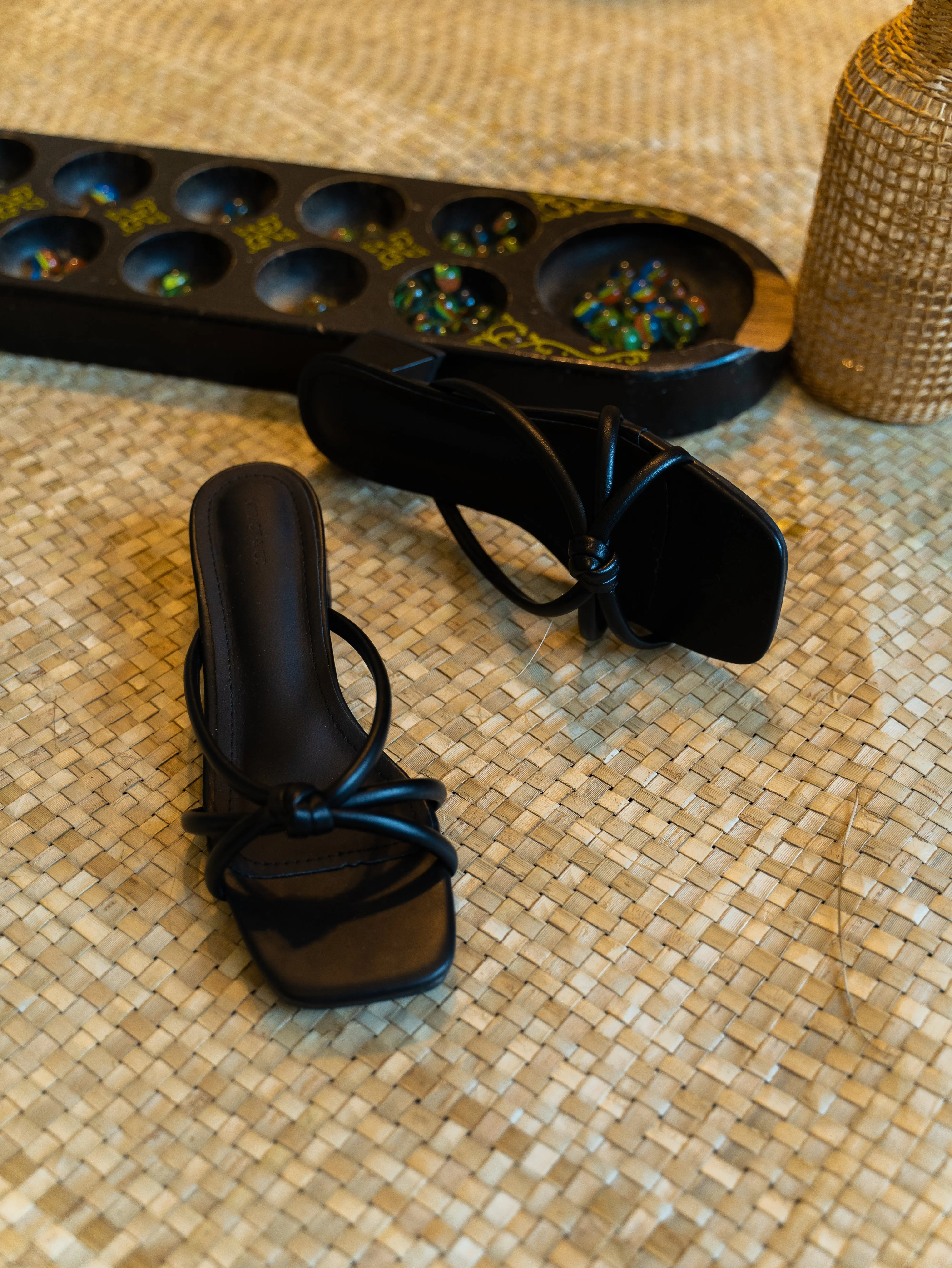 Rohana Knotted Heels (Black)