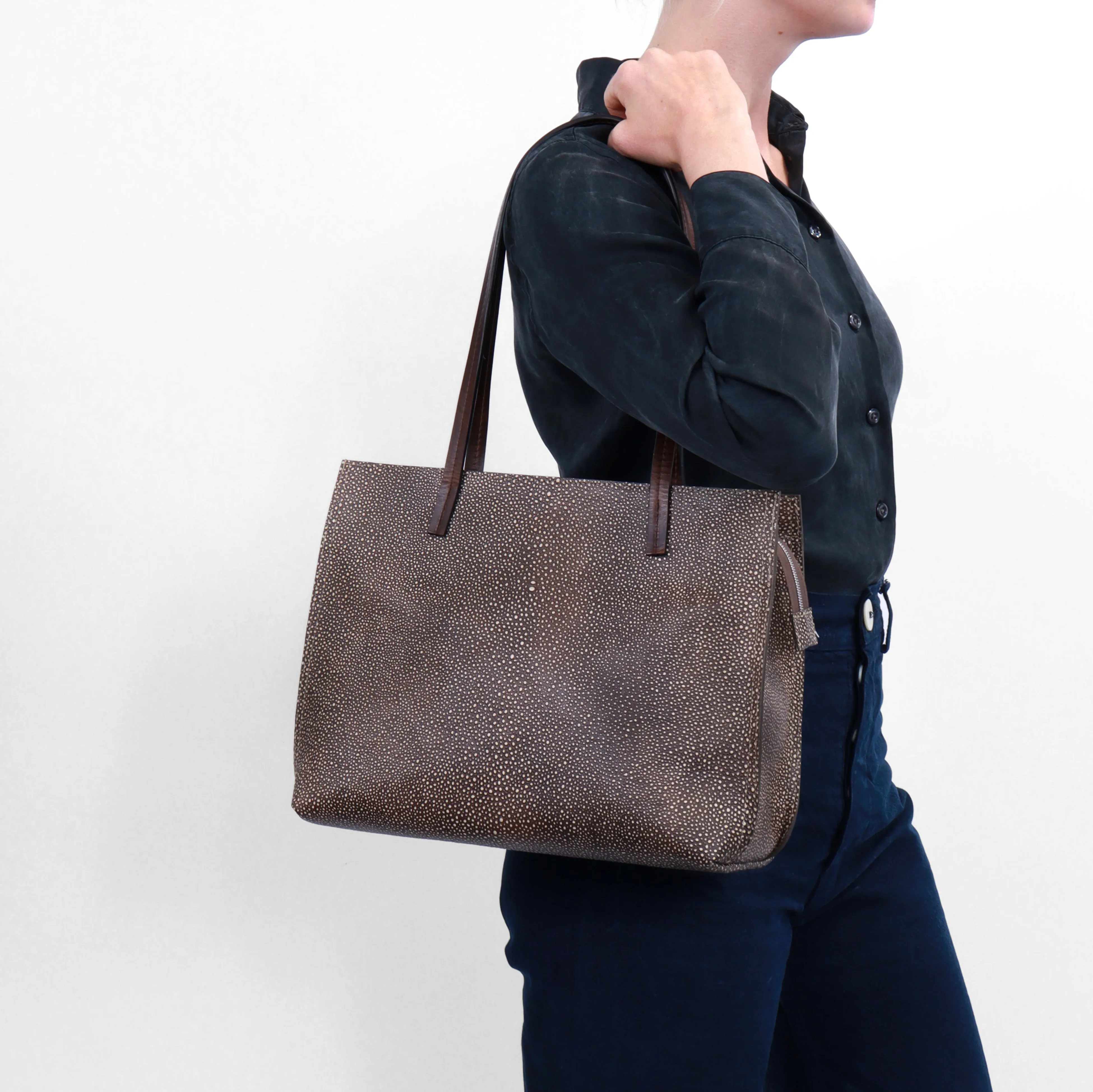STRAPPY DAY BAG VINTAGE FOREST EMBOSSED JUMBO GATOR